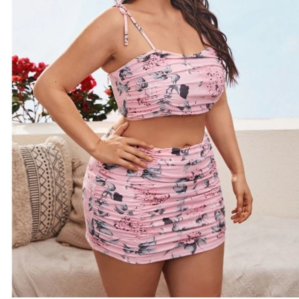 SHEIN Plus Floral Ruched Bikini Swimsuit 3X